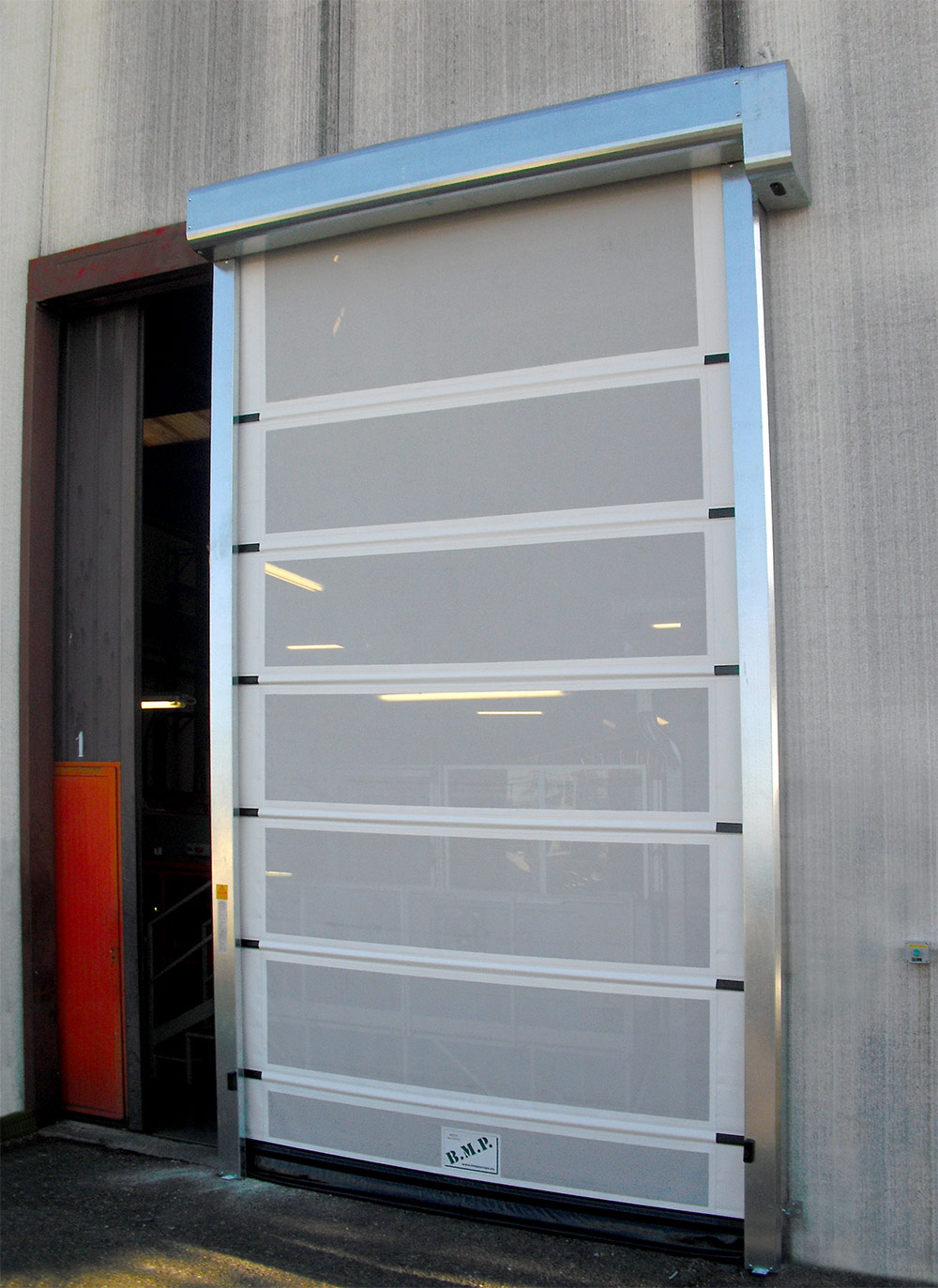 How to Choose the Right Rapid Roll Up Door for Your Needs