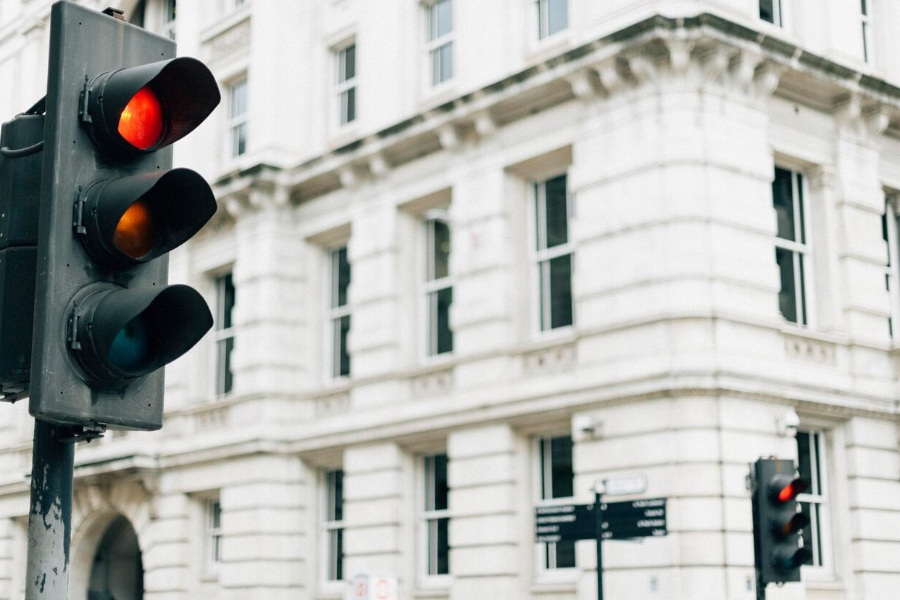 The Innovation Behind Modern Traffic Lights