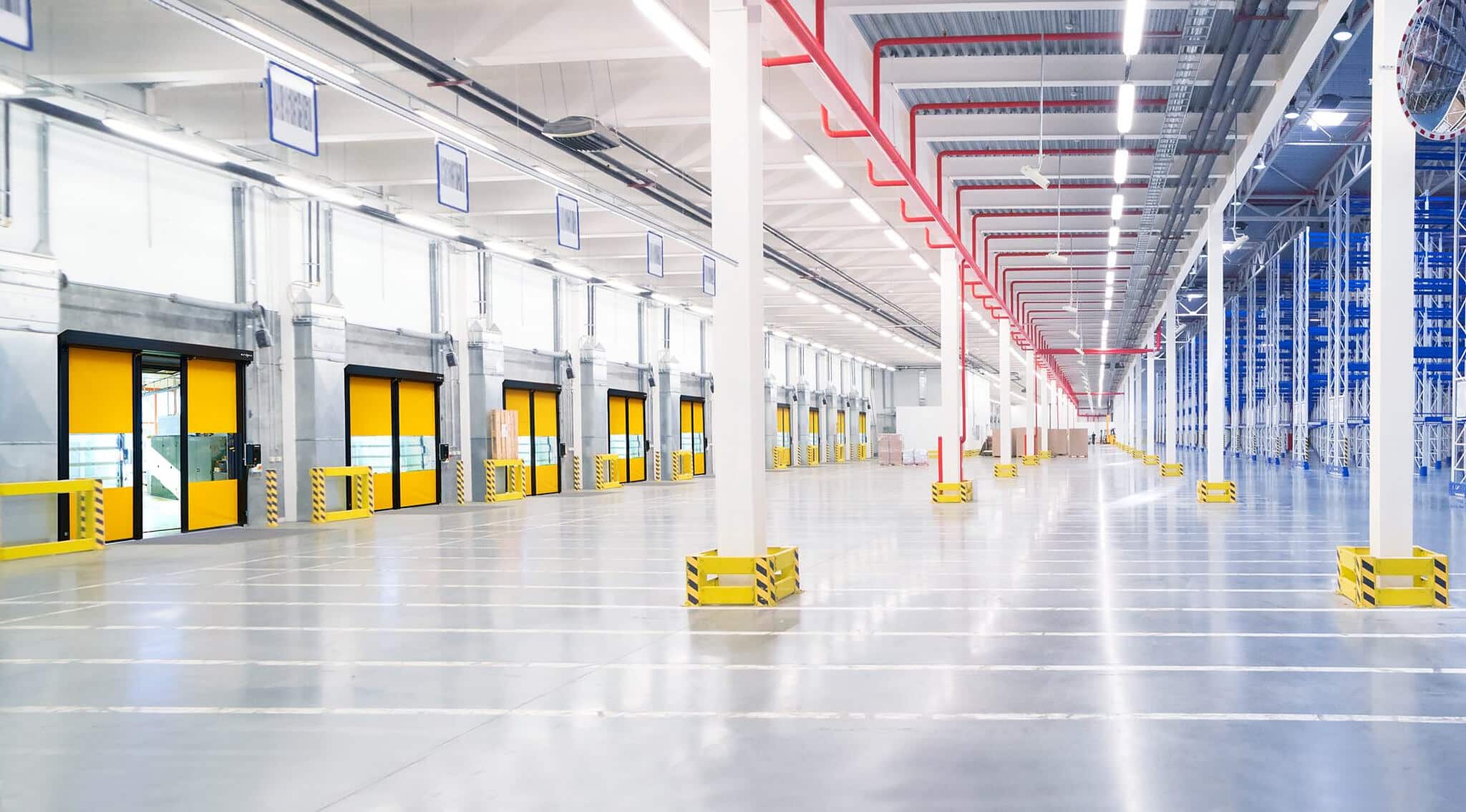 How to Choose the Right Bi-Parting Fabric Door for Your Needs